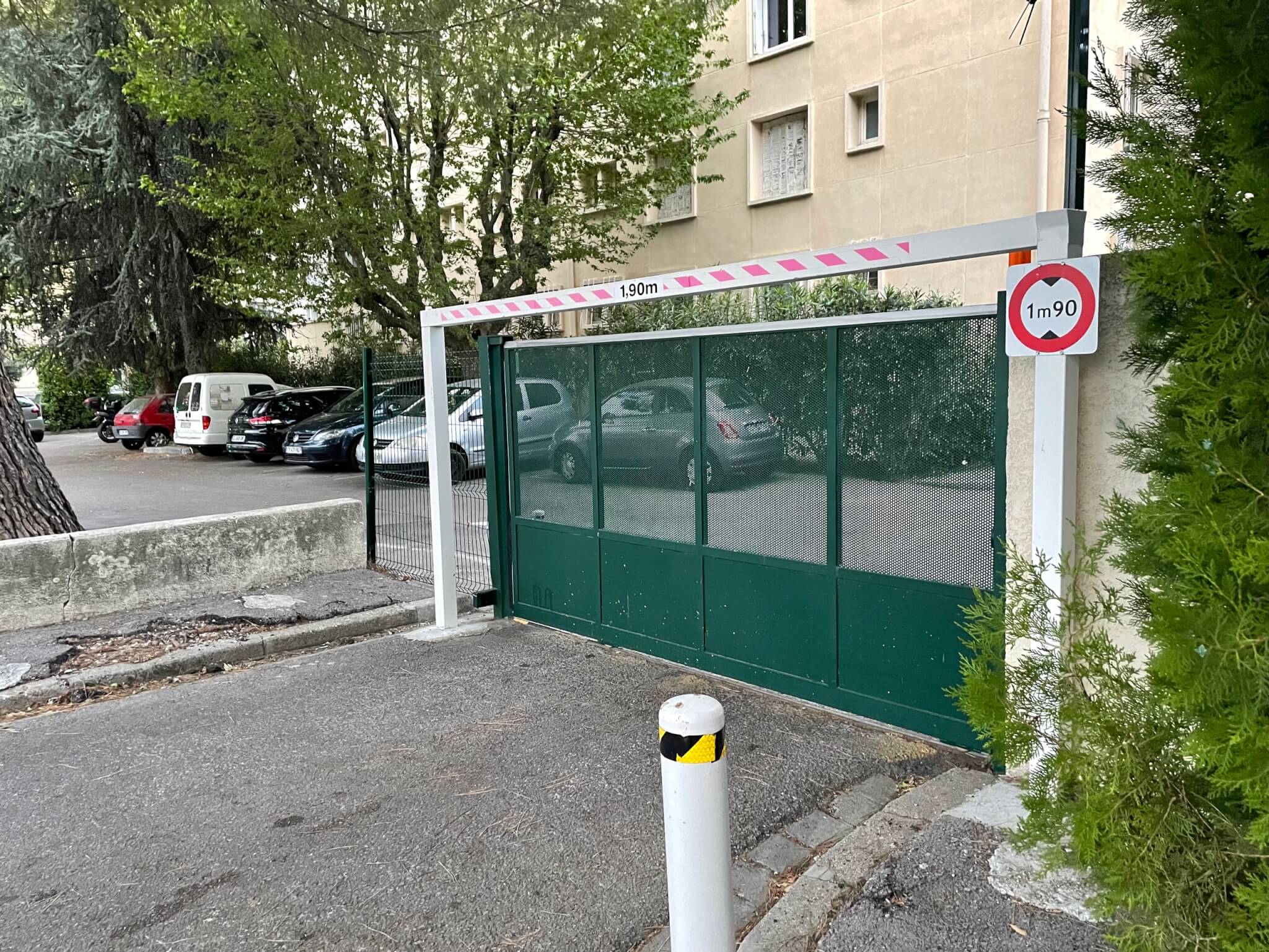 Accéder au parking de la résidence en voiture