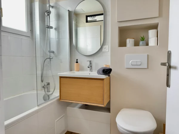 Salle de bain 1 — La Perle des Aubes